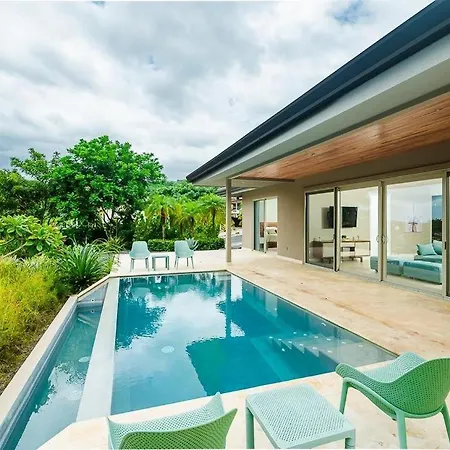 Exclusive Villa In Mar Vista Community